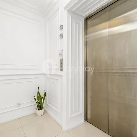 Palais By Kozystay - Thamrin Jakarta Exterior photo
